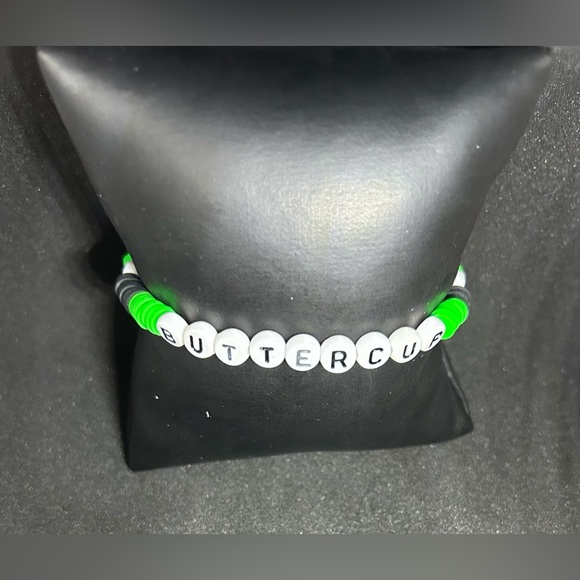 Buttercup (The Powerpuff Girls) Heishi Bracelet - Picture 2 of 12